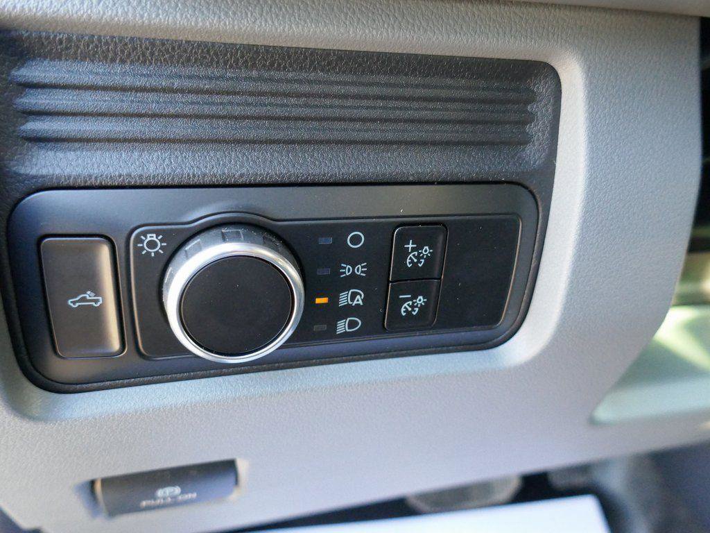New 2026 Ford F250 XL w/ XL Off-Road Package image 21