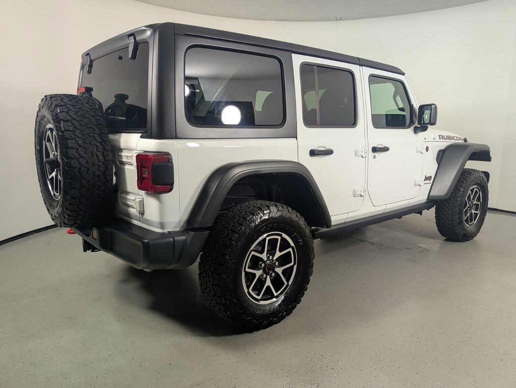 Used 2026 Jeep Wrangler Unlimited Rubicon AWD/4WD image 8