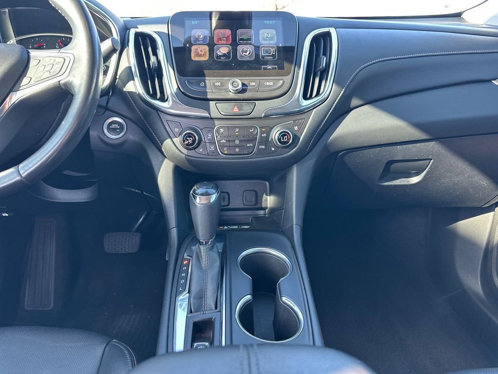Used 2018 Chevrolet Equinox Premier image 16