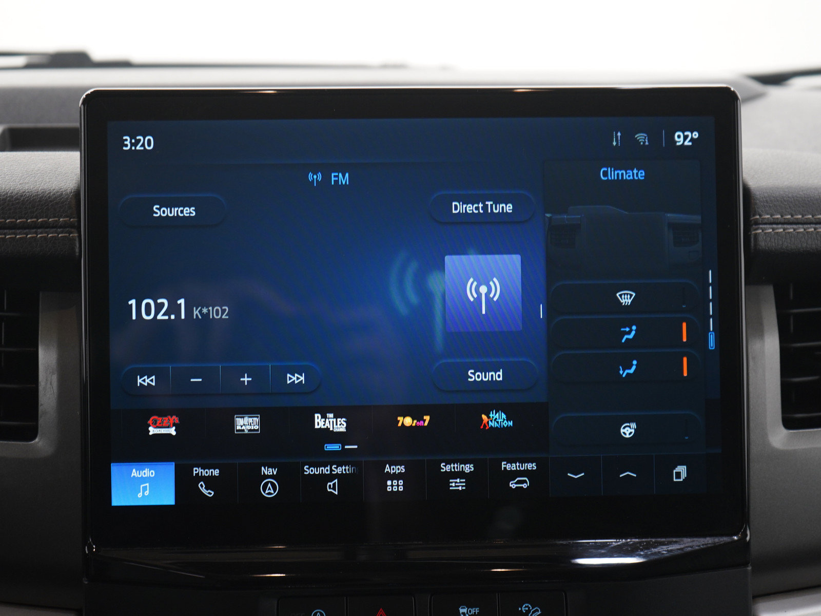 Used 2023 Ford Expedition Max XLT AWD/4WD image 16