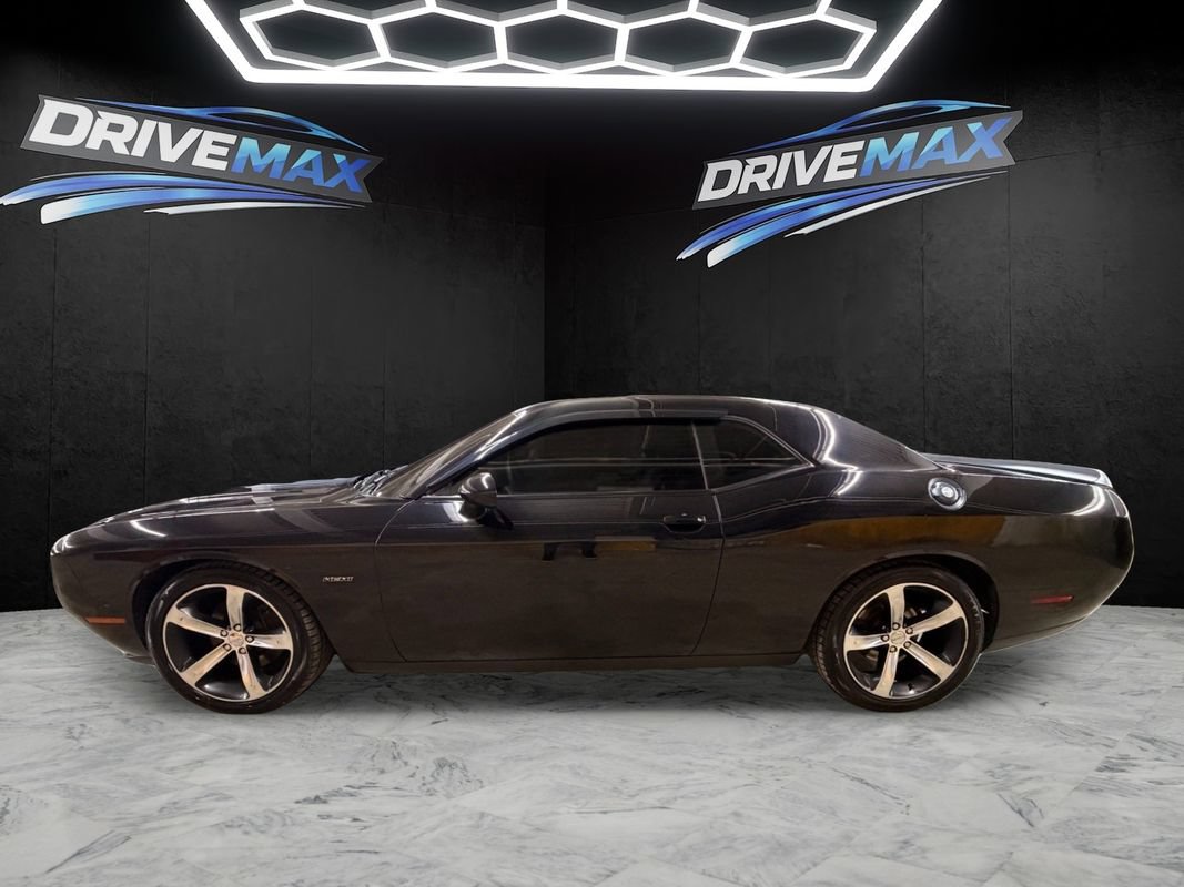 Used 2016 Dodge Challenger R/T Plus RWD image 8
