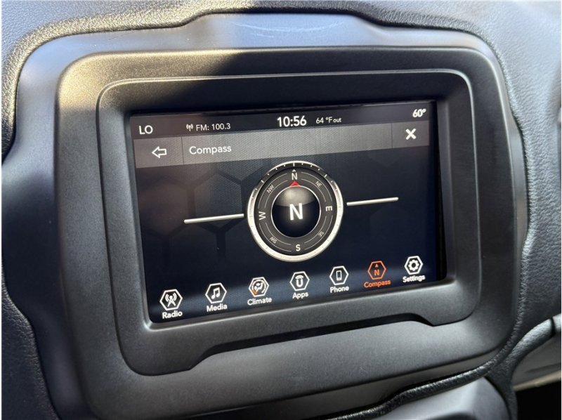 Used 2020 Jeep Renegade Altitude image 43