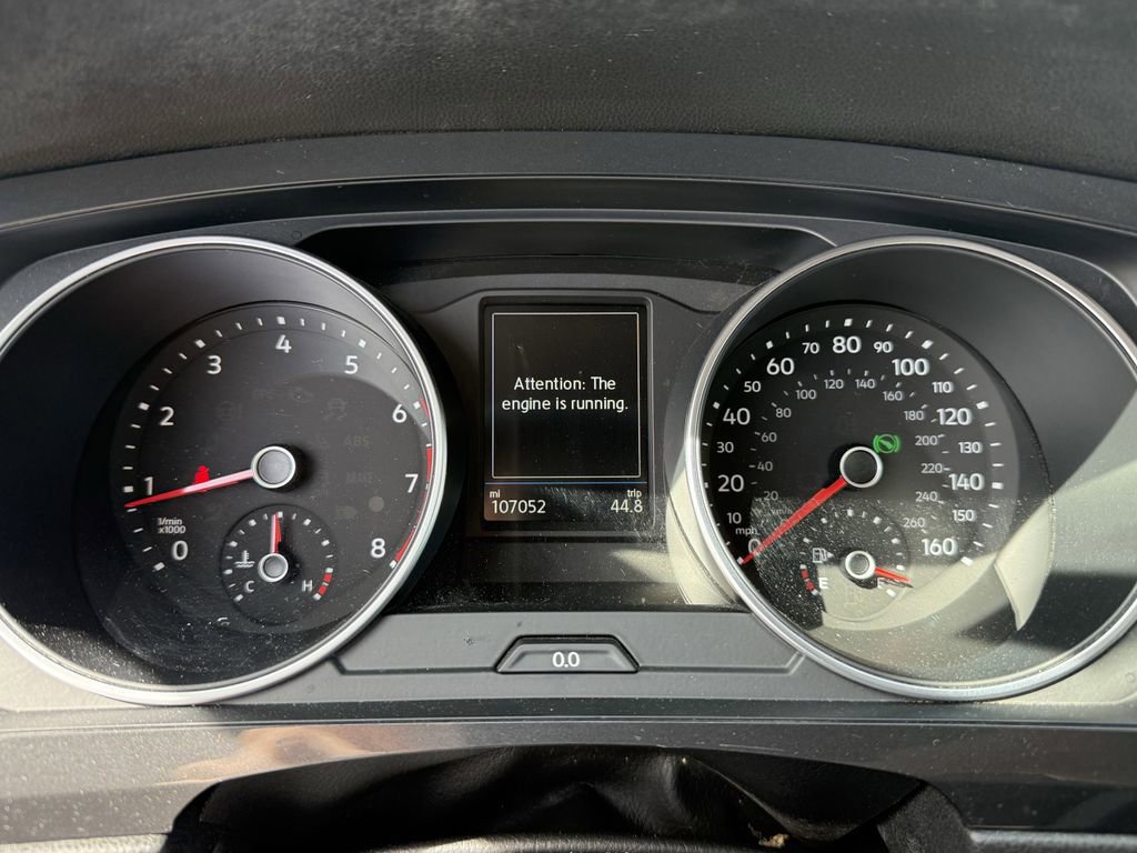 Used 2019 Volkswagen Tiguan SE image 16