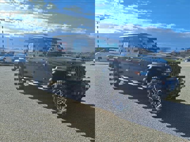 New 2026 Jeep Gladiator Mojave w/ Safety Group video 1