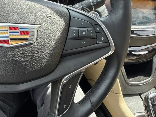 Used 2017 Cadillac XT5 Luxury w/ Driver Awareness Package FWD image 26
