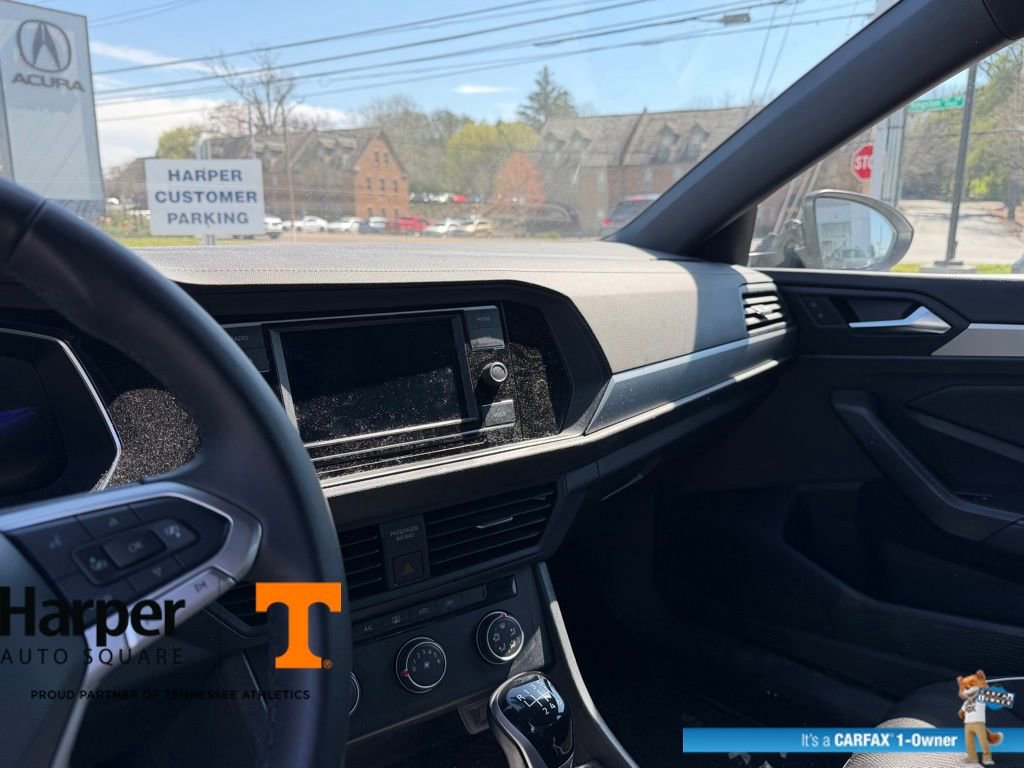 Used 2023 Volkswagen Jetta Sport image 17