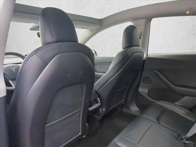 Used 2021 Tesla Model Y Long Range AWD/4WD image 19