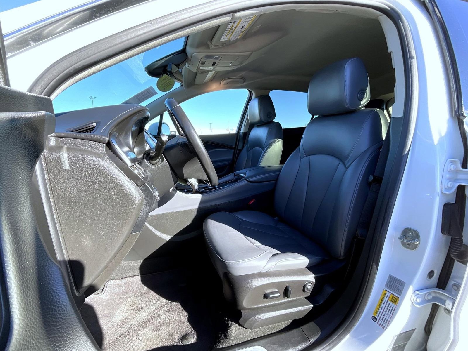 Used 2019 Buick Envision Premium image 10