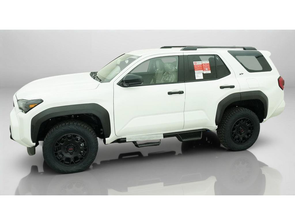 New 2026 Toyota 4Runner SR5 AWD/4WD image 3