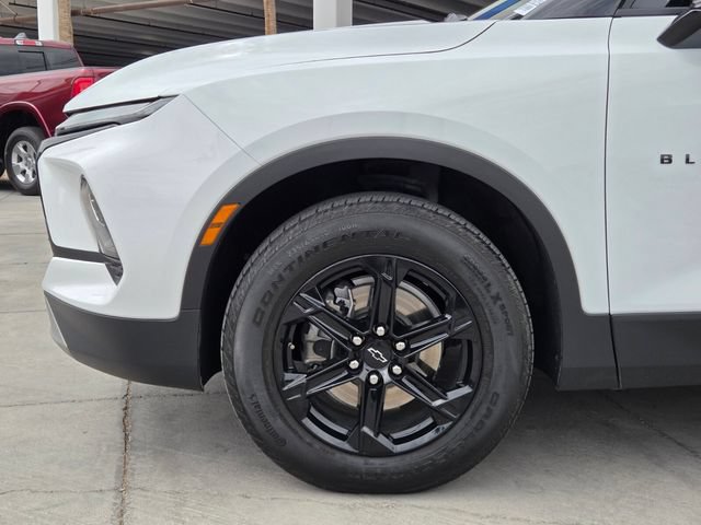 Used 2024 Chevrolet Blazer LT w/ Convenience Package FWD image 9