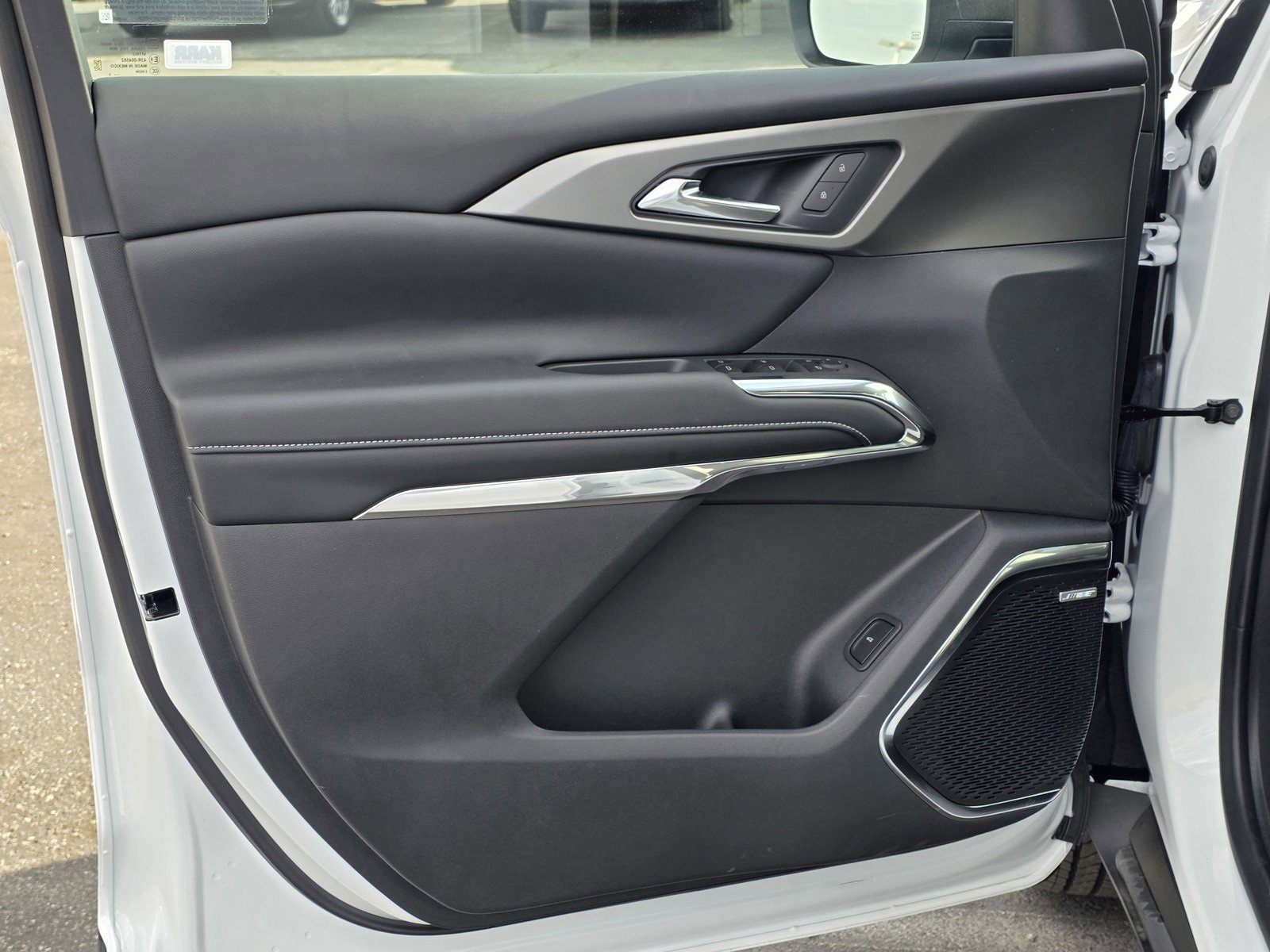 New 2025 Chevrolet Traverse LT w/ Enhanced Driving Package image 21