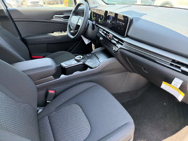 New 2027 Kia Sportage S FWD image 22