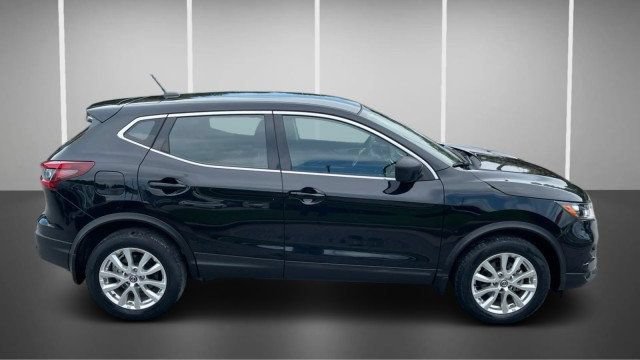 Used 2021 Nissan Rogue Sport S FWD image 3