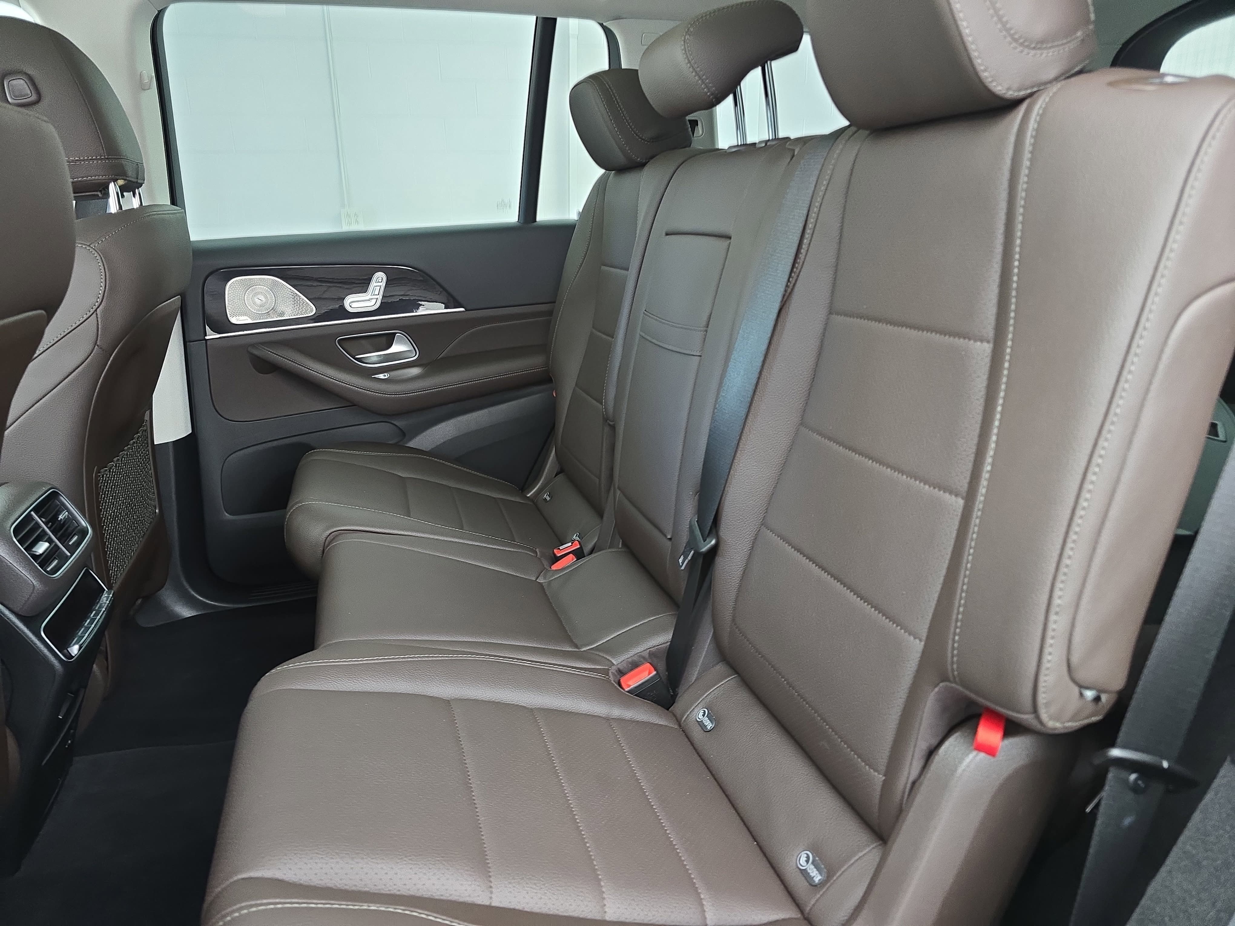 Certified 2023 Mercedes-Benz GLS 450 4MATIC w/ AMG Line Exterior image 15