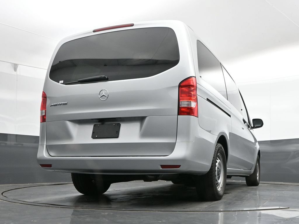 Used 2023 Mercedes-Benz Metris Passenger image 42
