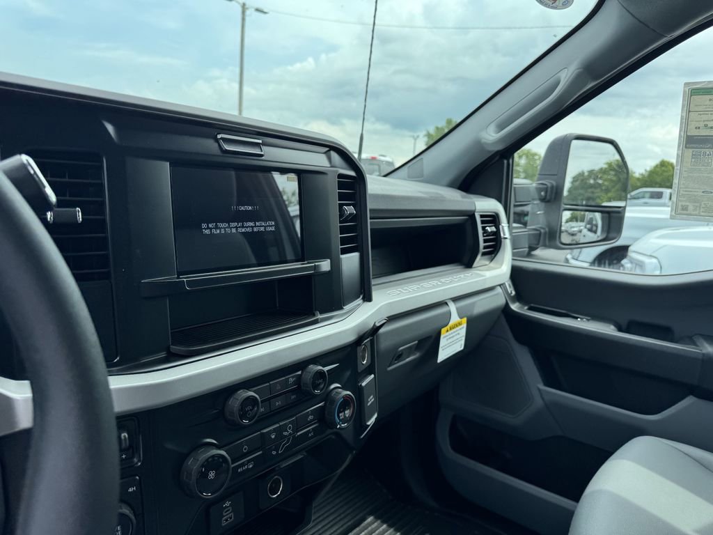 New 2025 Ford F350 XL w/ XL Chrome Package image 10