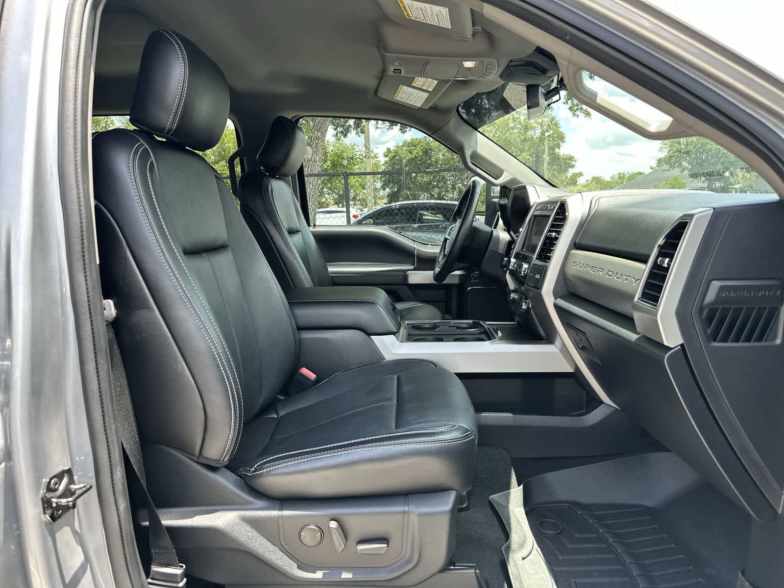 Used 2020 Ford F250 Lariat w/ Lariat Ultimate Package AWD/4WD image 9