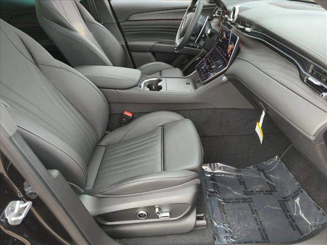 Used 2025 Maserati Grecale Modena image 21