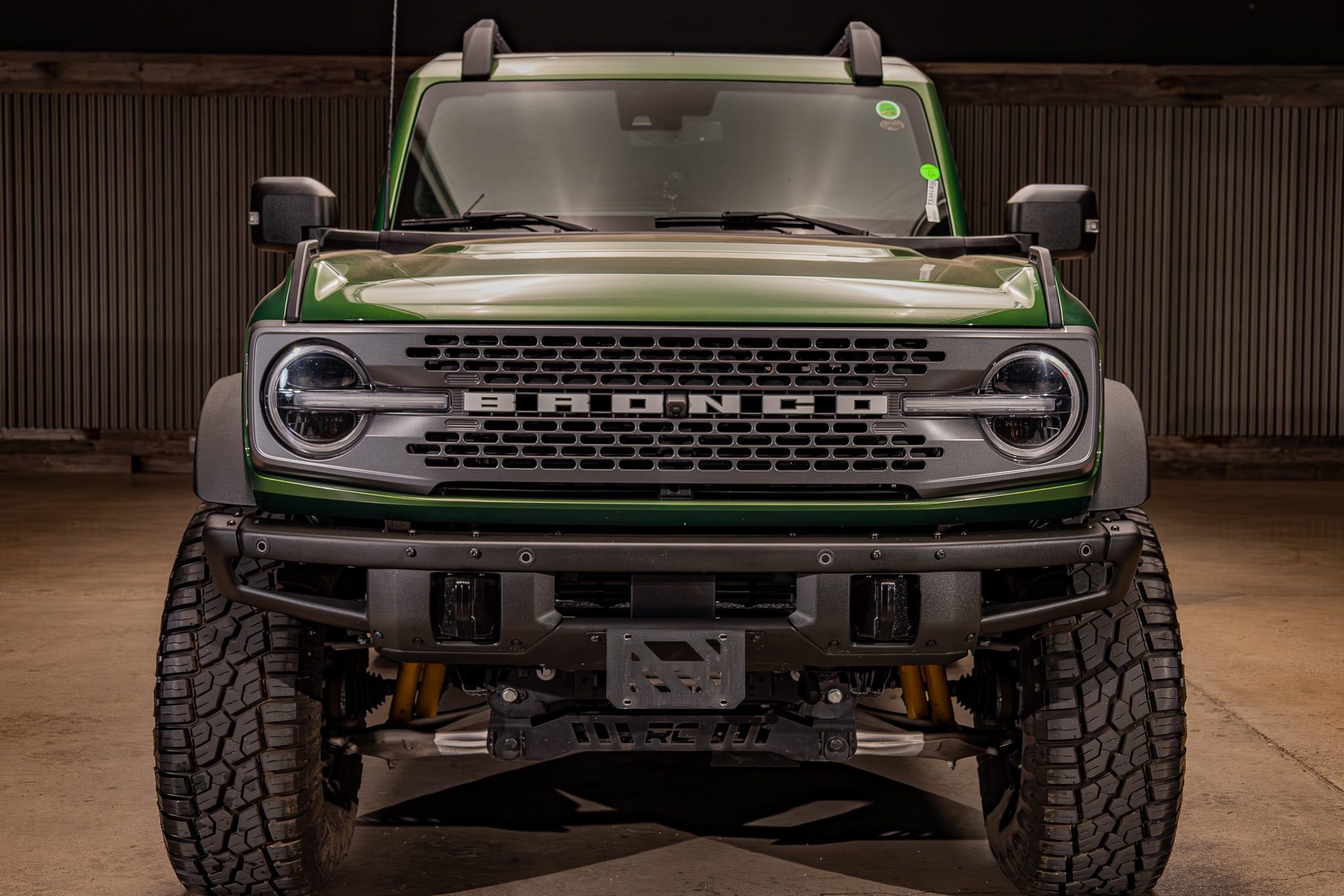 Used 2023 Ford Bronco Badlands AWD/4WD image 2
