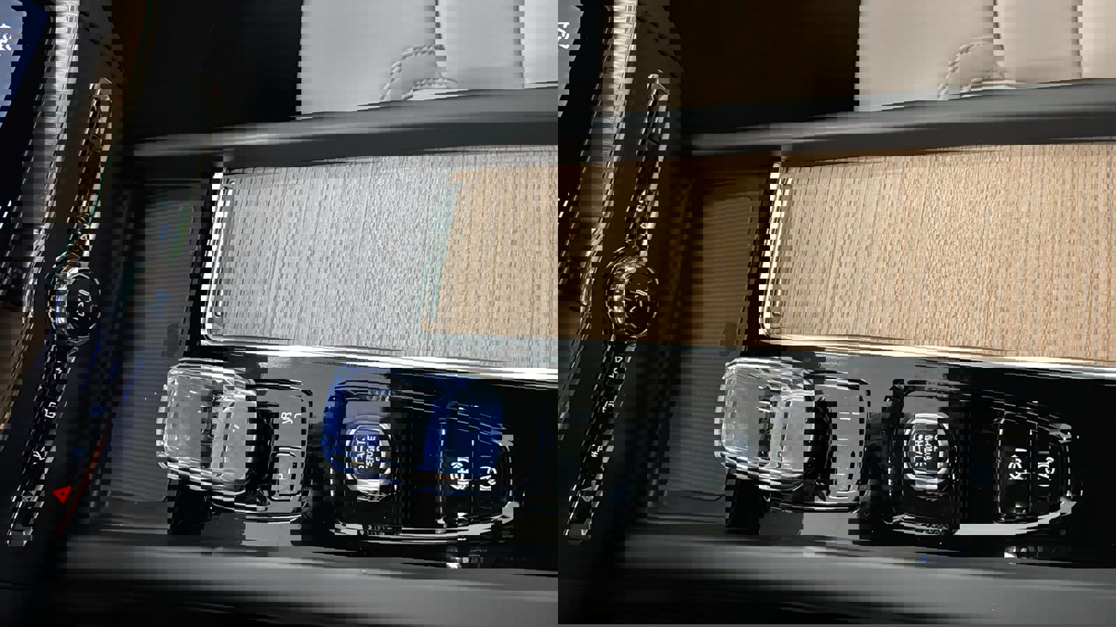 Used 2026 Volvo XC60 B5 Plus w/ Protection Package Premier image 19