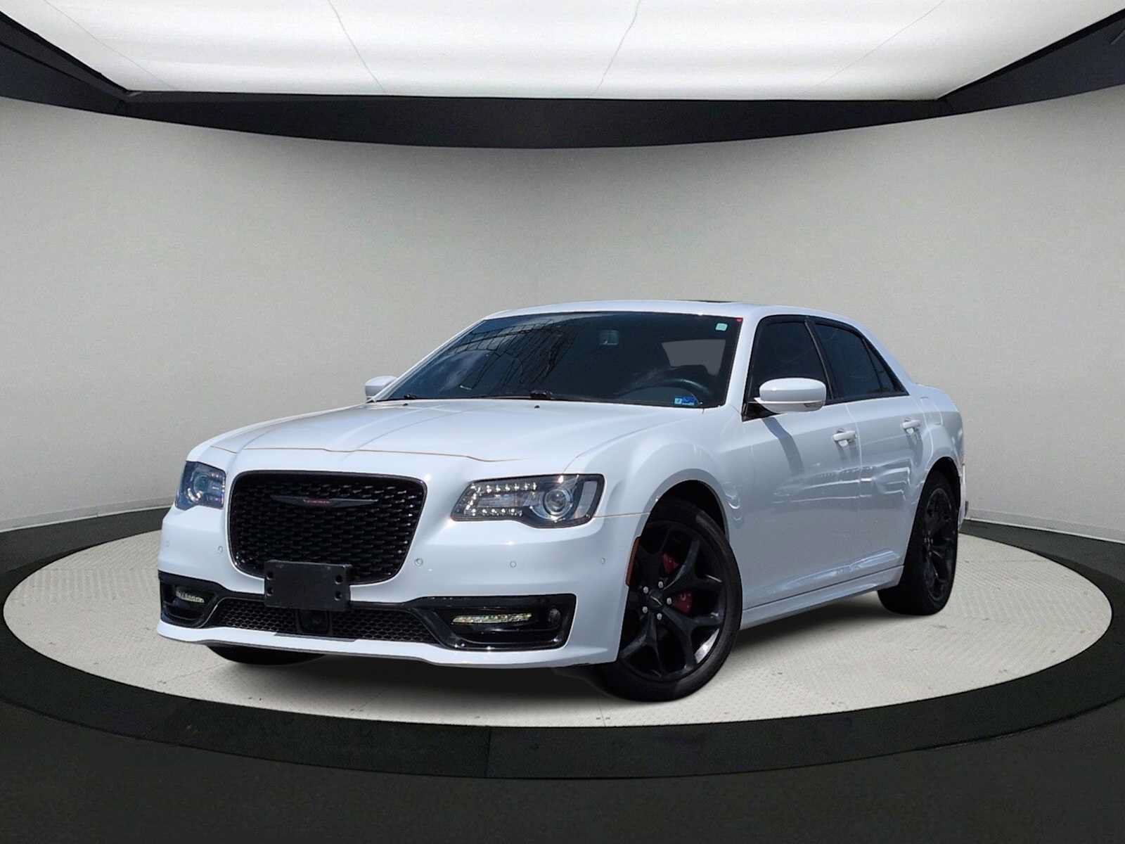 Used 2021 Chrysler 300 S w/ S Model Appearance Package RWD image 1