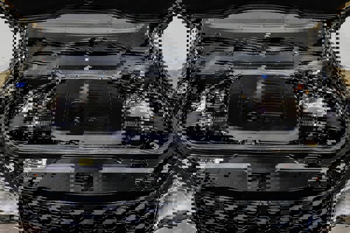 Used 2021 Land Rover Discovery HSE R-Dynamic AWD/4WD image 46