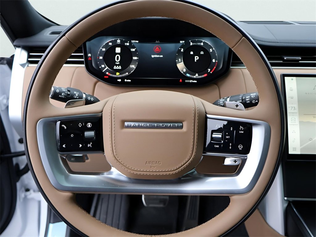New 2025 Land Rover Range Rover SE image 28