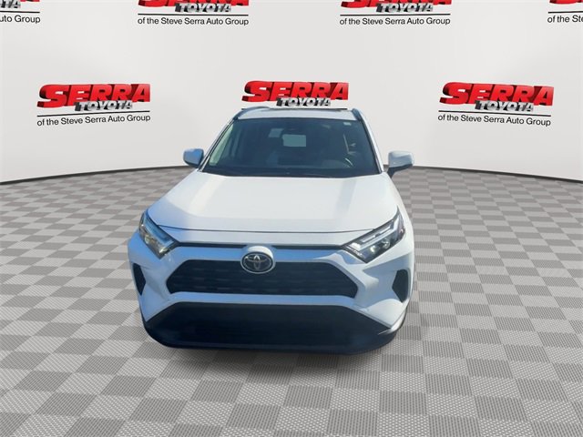 Used 2025 Toyota RAV4 XLE w/ Convenience Package image 4