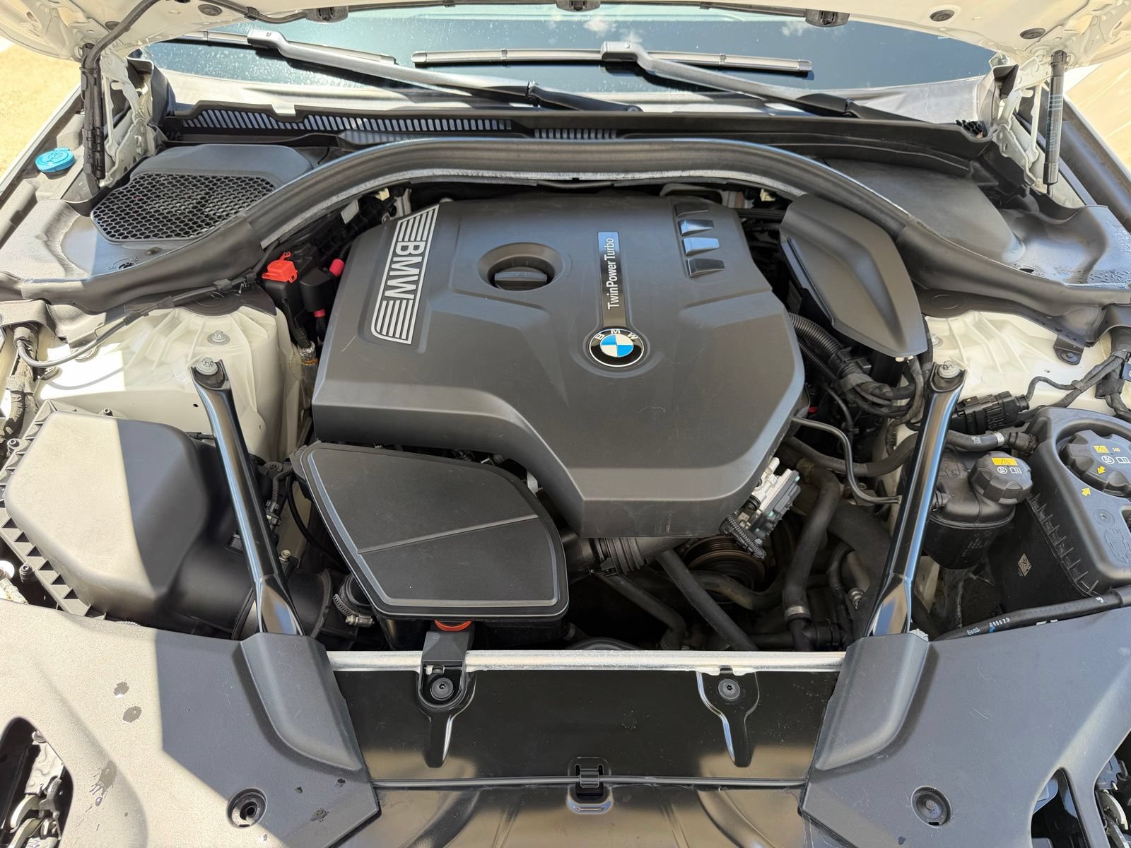 Used 2017 BMW 530i w/ Driving Assistance Package RWD image 26