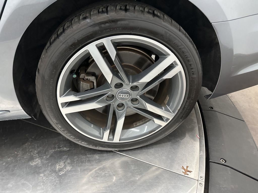 Used 2017 Audi A4 2.0T Premium Plus image 30