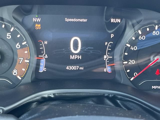Used 2024 Jeep Compass Trailhawk AWD/4WD image 38