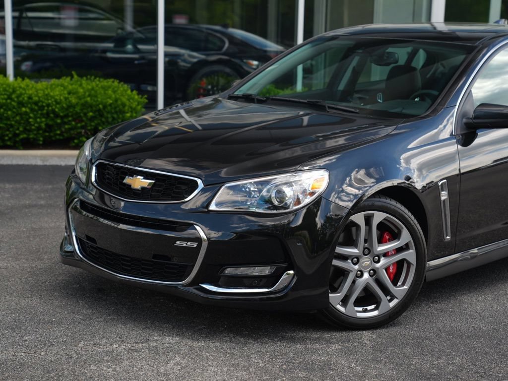 Used 2017 Chevrolet SS RWD image 2
