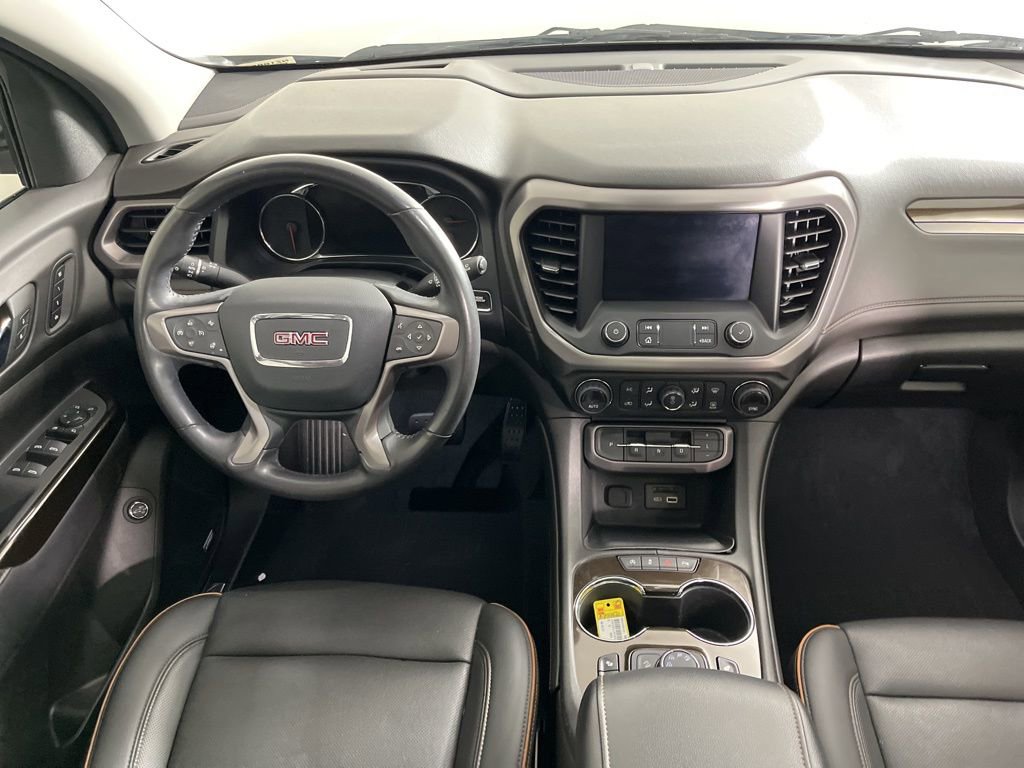 Used 2022 GMC Acadia AT4 w/ Technology Package image 5