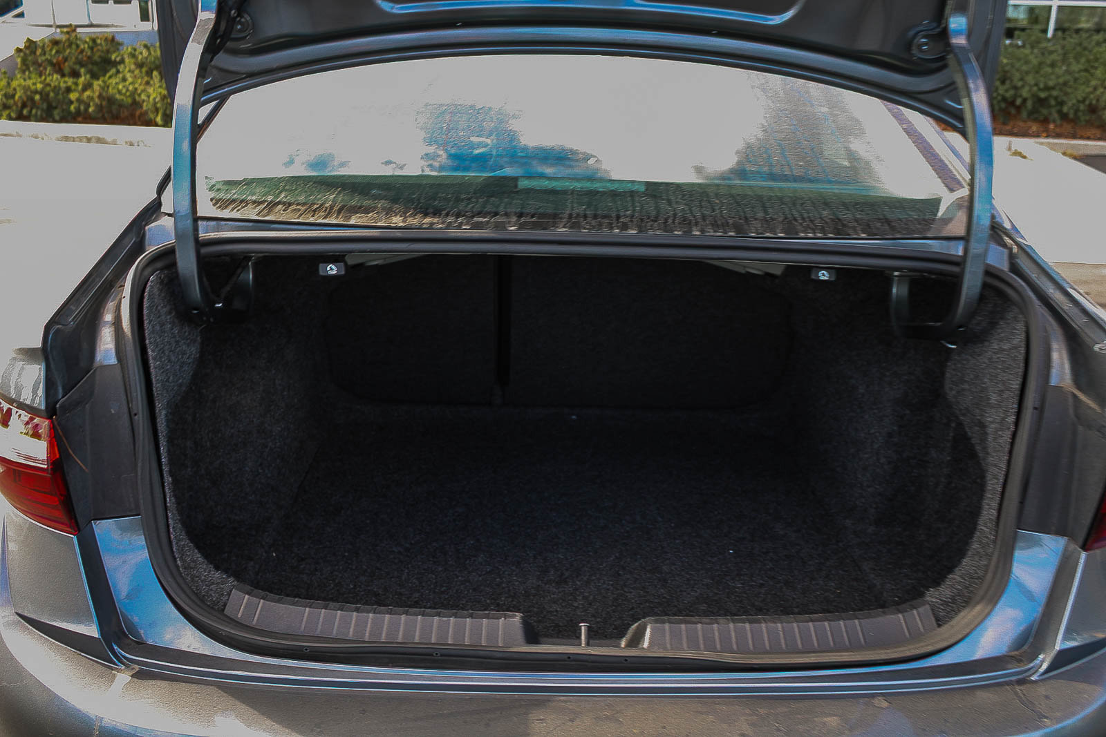Used 2024 Volkswagen Jetta SE FWD image 27