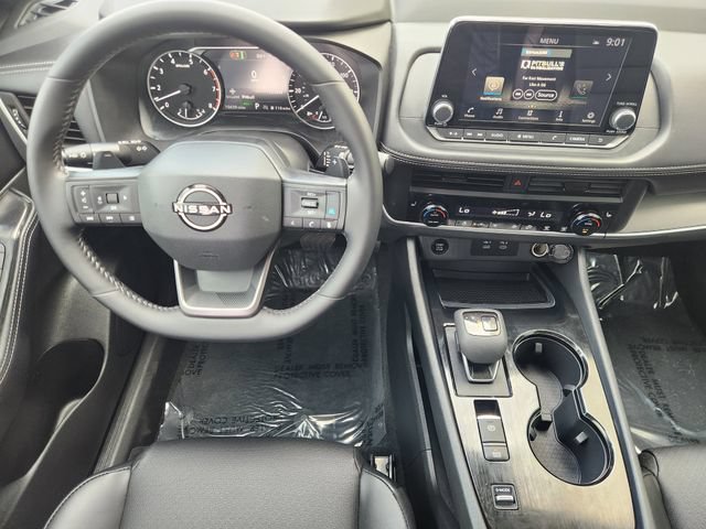 Used 2026 Nissan Rogue Dark Armor FWD image 29