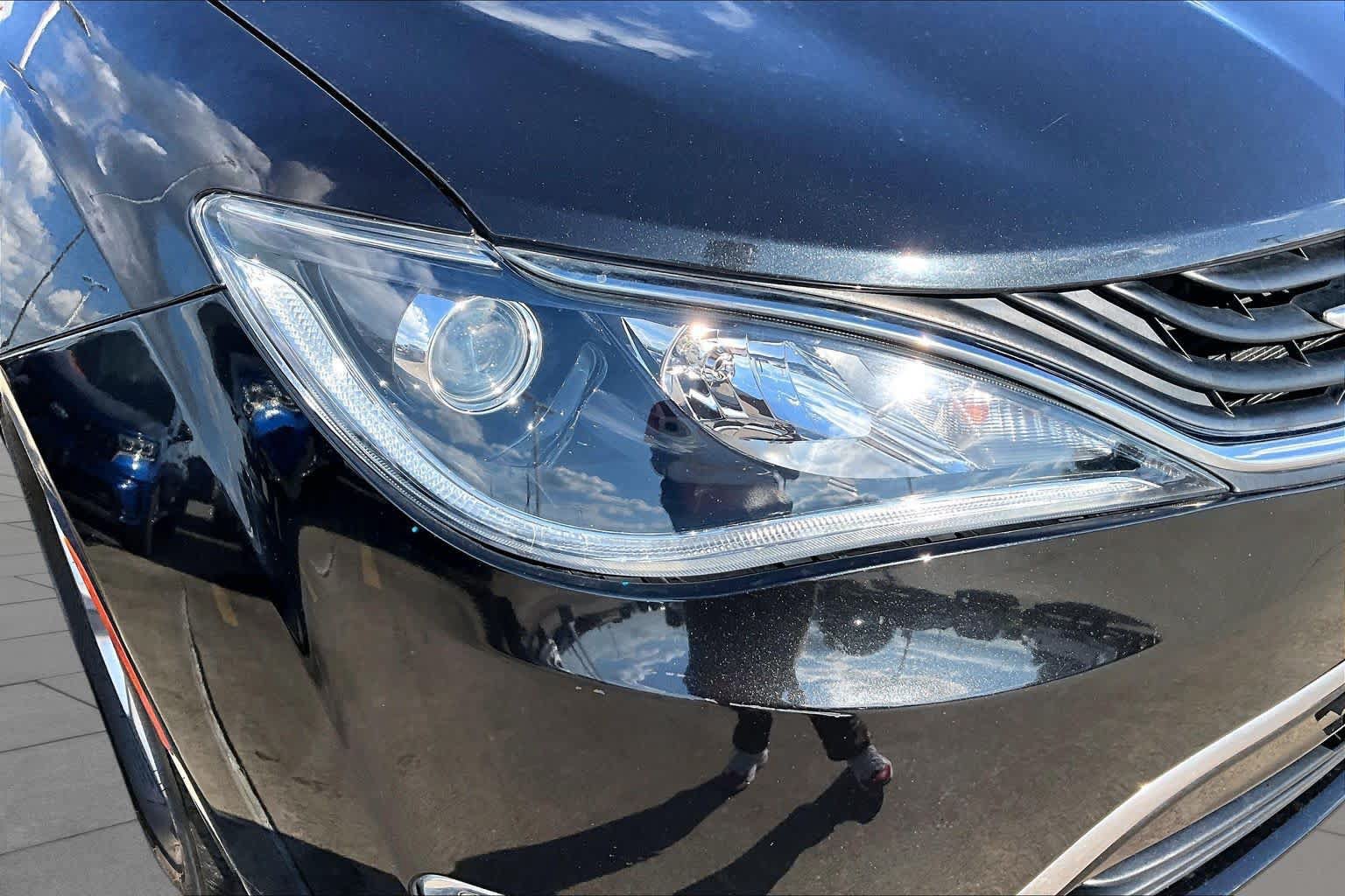 Used 2018 Chrysler Pacifica Touring Plus FWD image 28