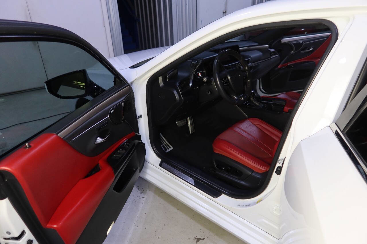 Used 2021 Lexus ES 350 F Sport w/ Accessory Package 2 image 18