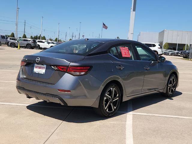 Certified 2025 Nissan Sentra SV image 5