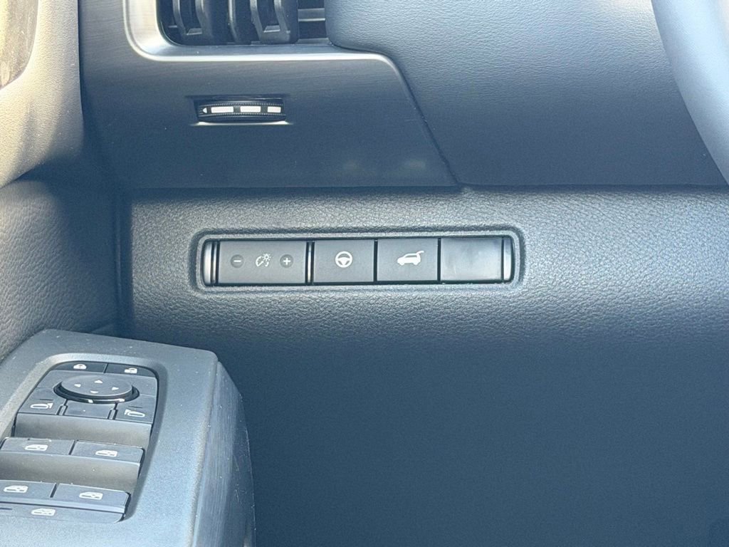 New 2026 Nissan Pathfinder Rock Creek AWD/4WD image 31