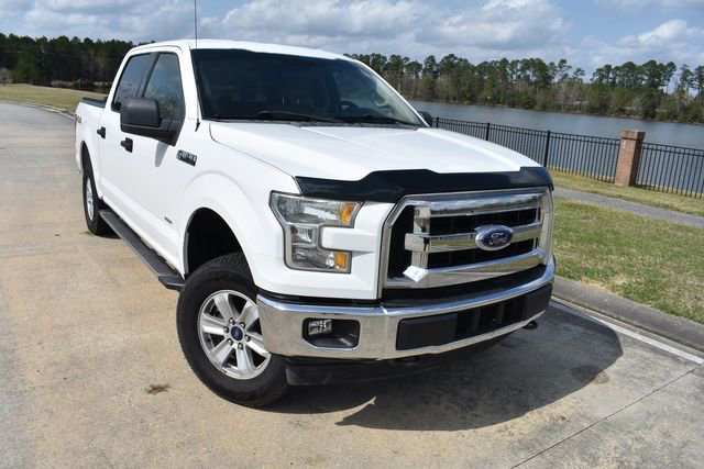 Used 2017 Ford F150 XLT image 2