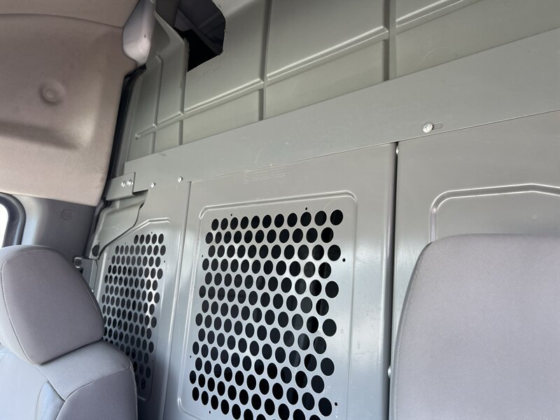 Used 2018 Nissan NV 2500 S RWD image 15