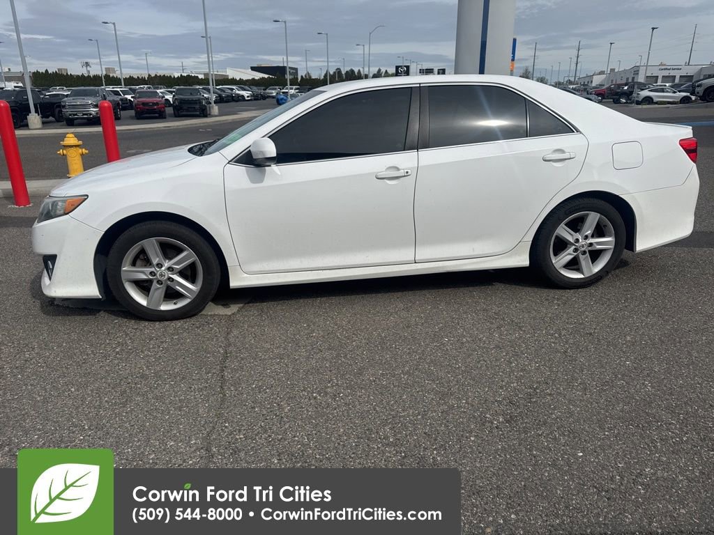 Used 2013 Toyota Camry SE image 6
