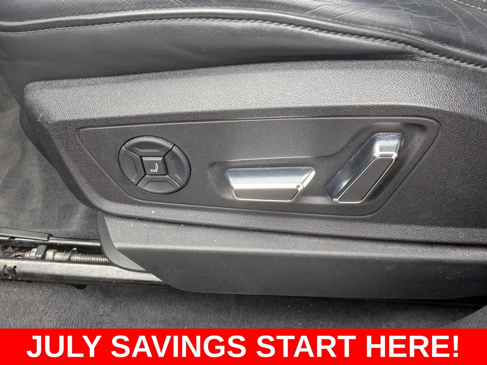 Used 2019 Audi e-tron Prestige w/ Prestige Package AWD/4WD image 26