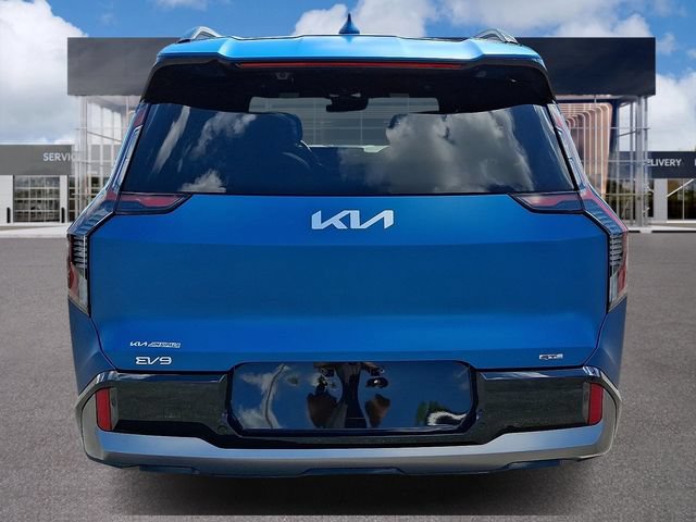 Certified 2024 Kia EV9 GT-Line AWD/4WD image 5
