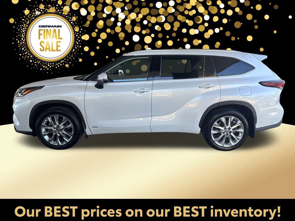 Used 2025 Toyota Highlander Limited image 3
