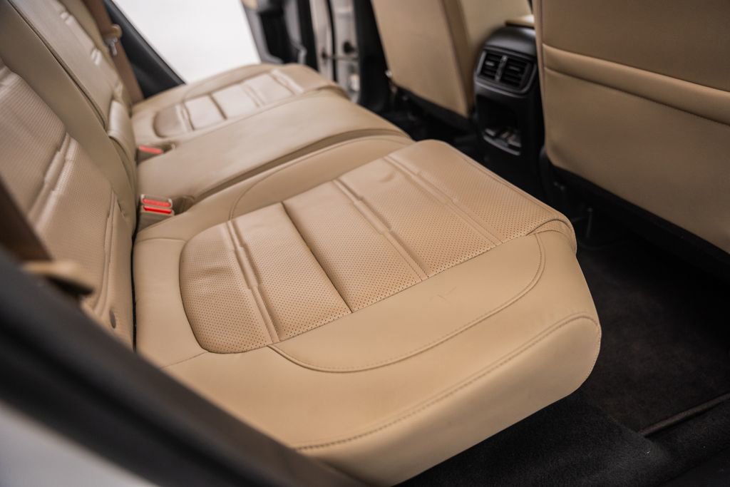 Used 2020 Honda CR-V EX-L image 32