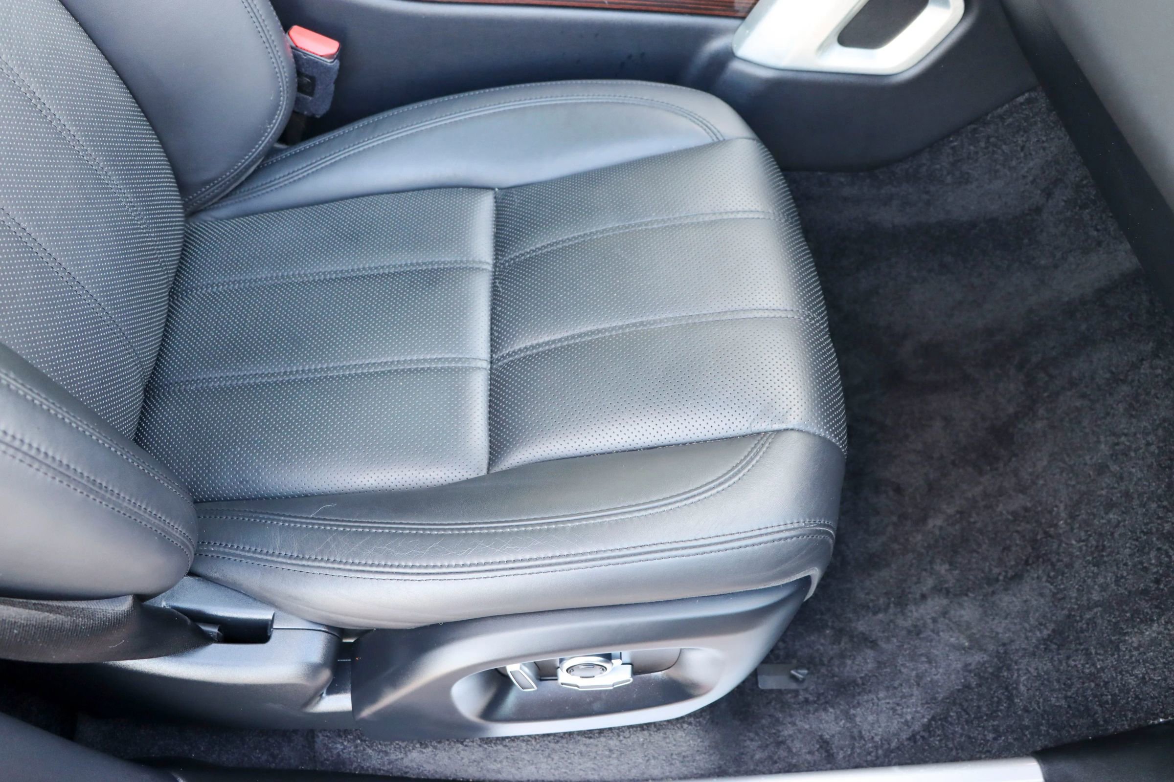 Used 2016 Land Rover Range Rover Supercharged image 22