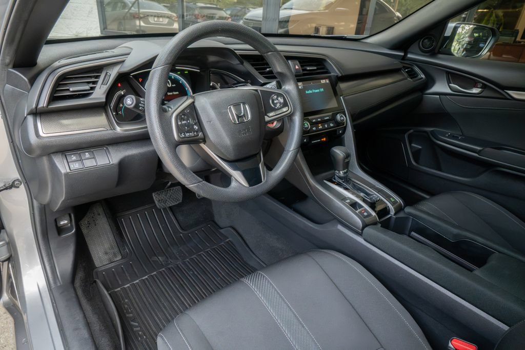 Used 2019 Honda Civic EX image 9