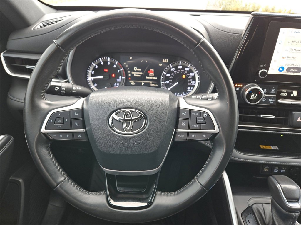Used 2023 Toyota Highlander XSE image 14