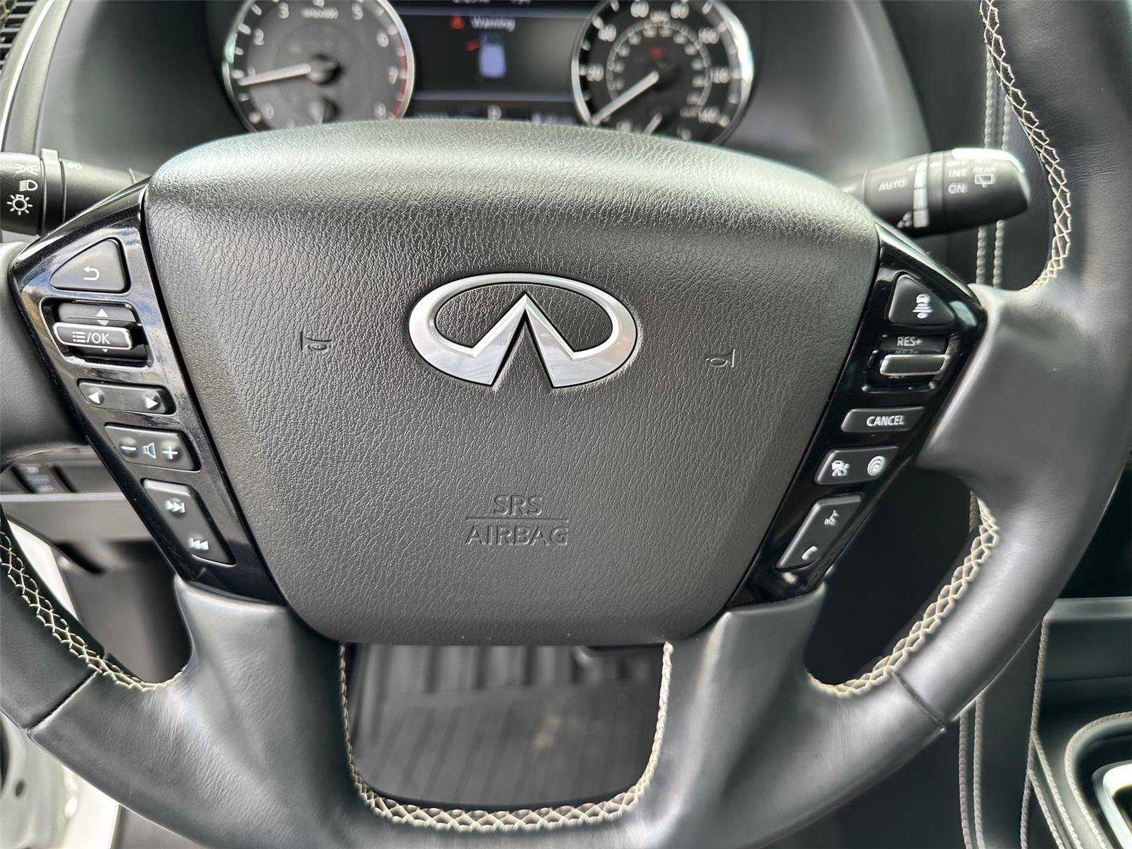 Used 2023 INFINITI QX80 Premium Select w/ Cargo Package AWD/4WD image 11